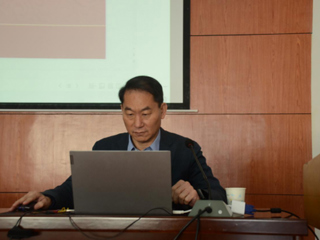 曲阜师范大学曹莉教授、山东大学孙晋海教授应邀来开云作学术讲座